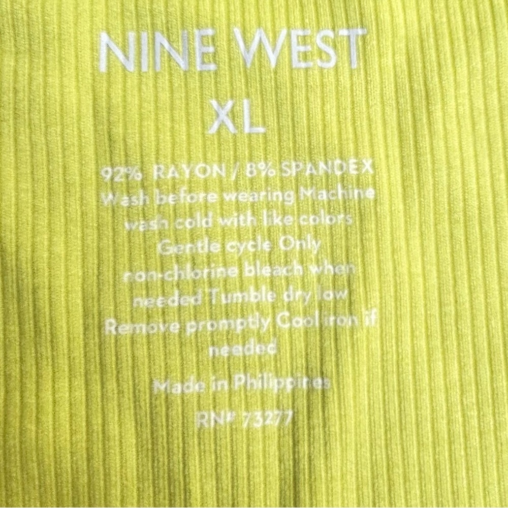 💚 Nine West Ribbed Ruffle Tank NWOT 💚 - Picture 5 of 10